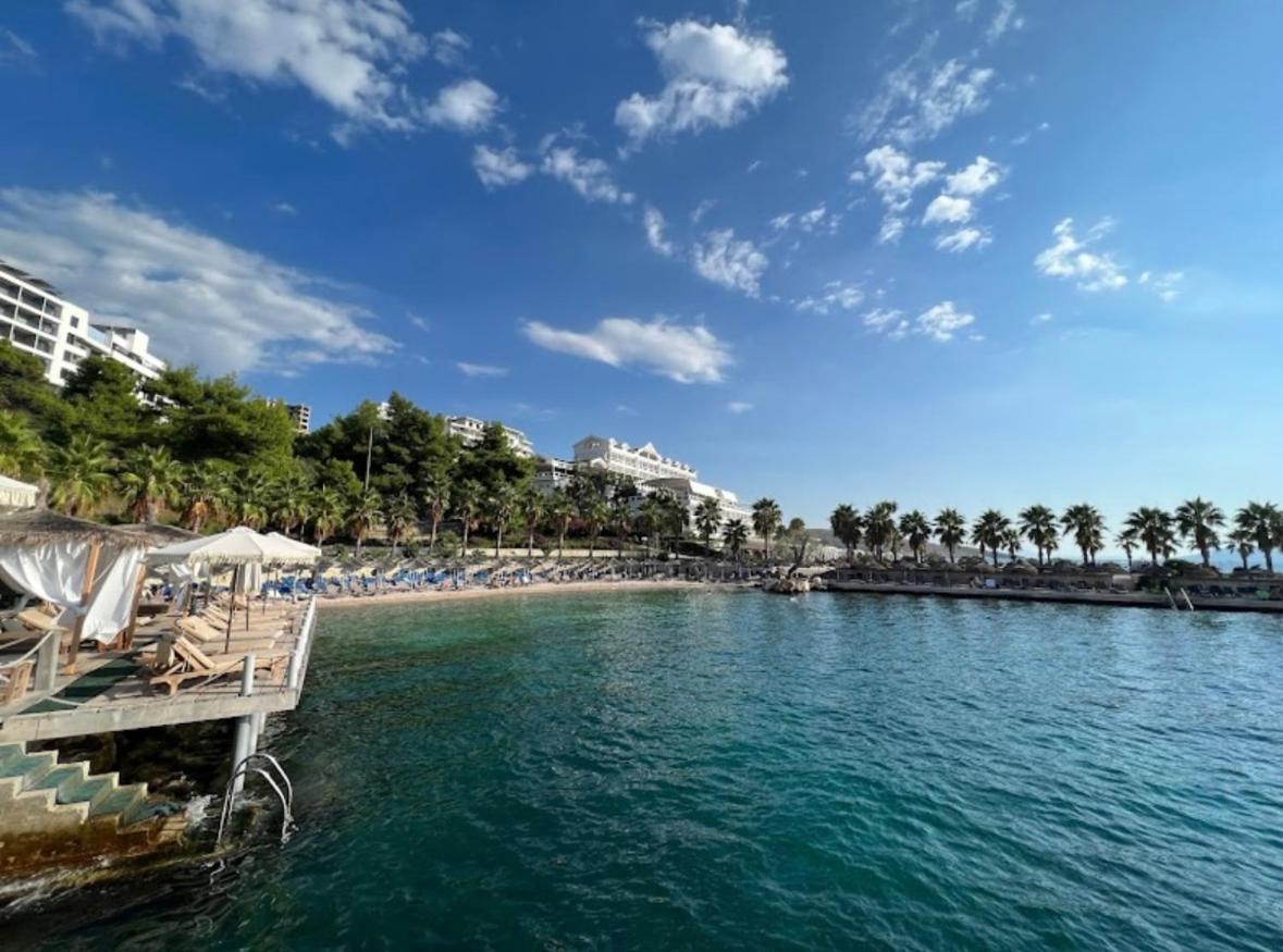 Belaire Luxury Apartment Sarandë Exterior foto